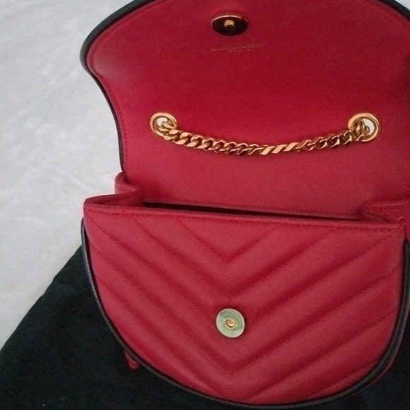 Yves Saint Laurent Calfskin Matelasse Monogram Small Bubble Chain Crossbody Red - Picture 8 of 16